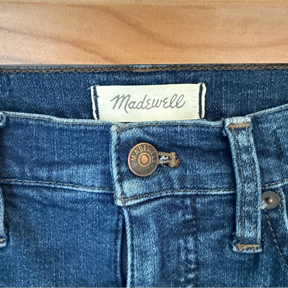 Madewell Medium Rise Jeans Size 26